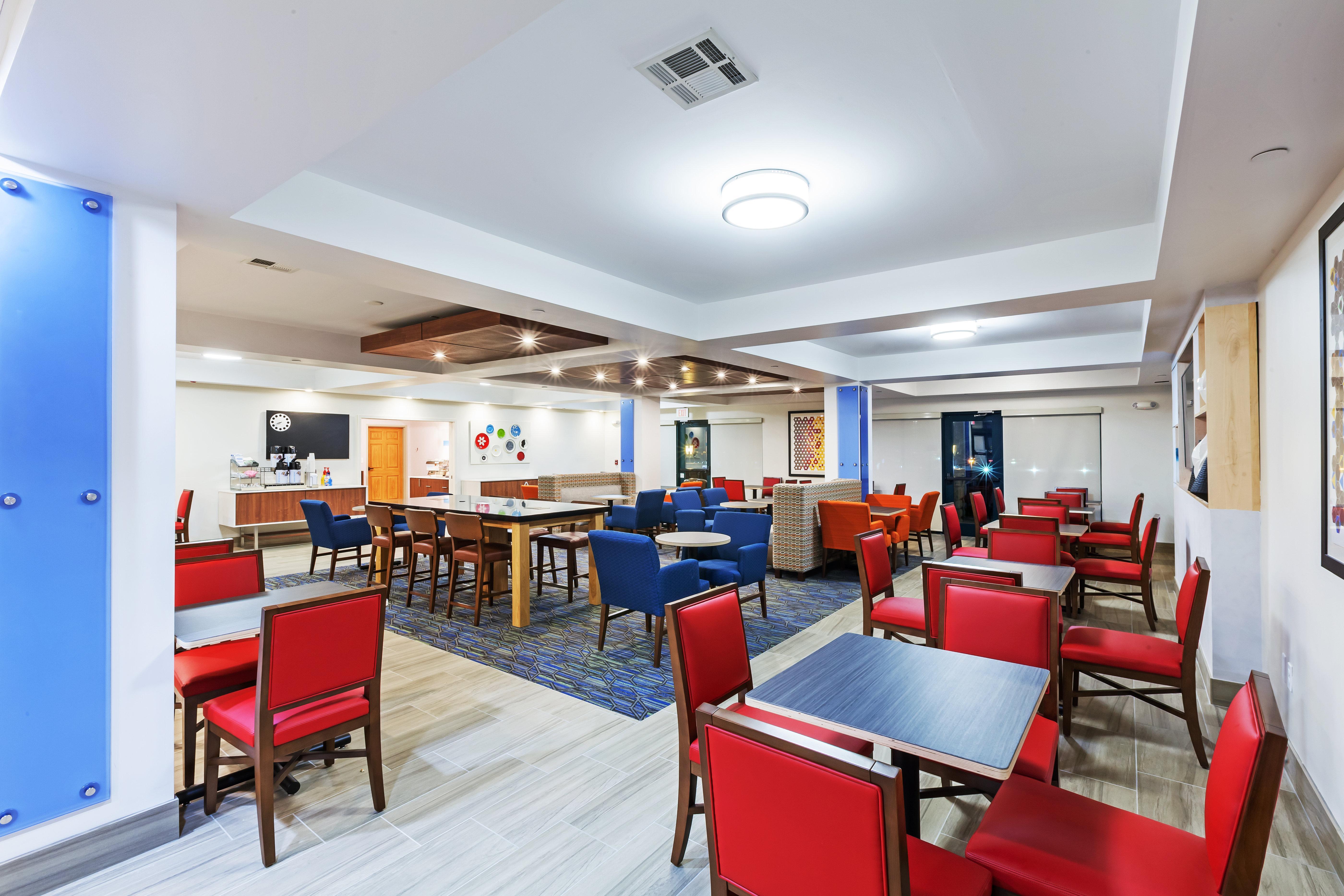 Holiday Inn Express & Suites Tulsa S Broken Arrow Hwy 51 By Ihg מראה חיצוני תמונה