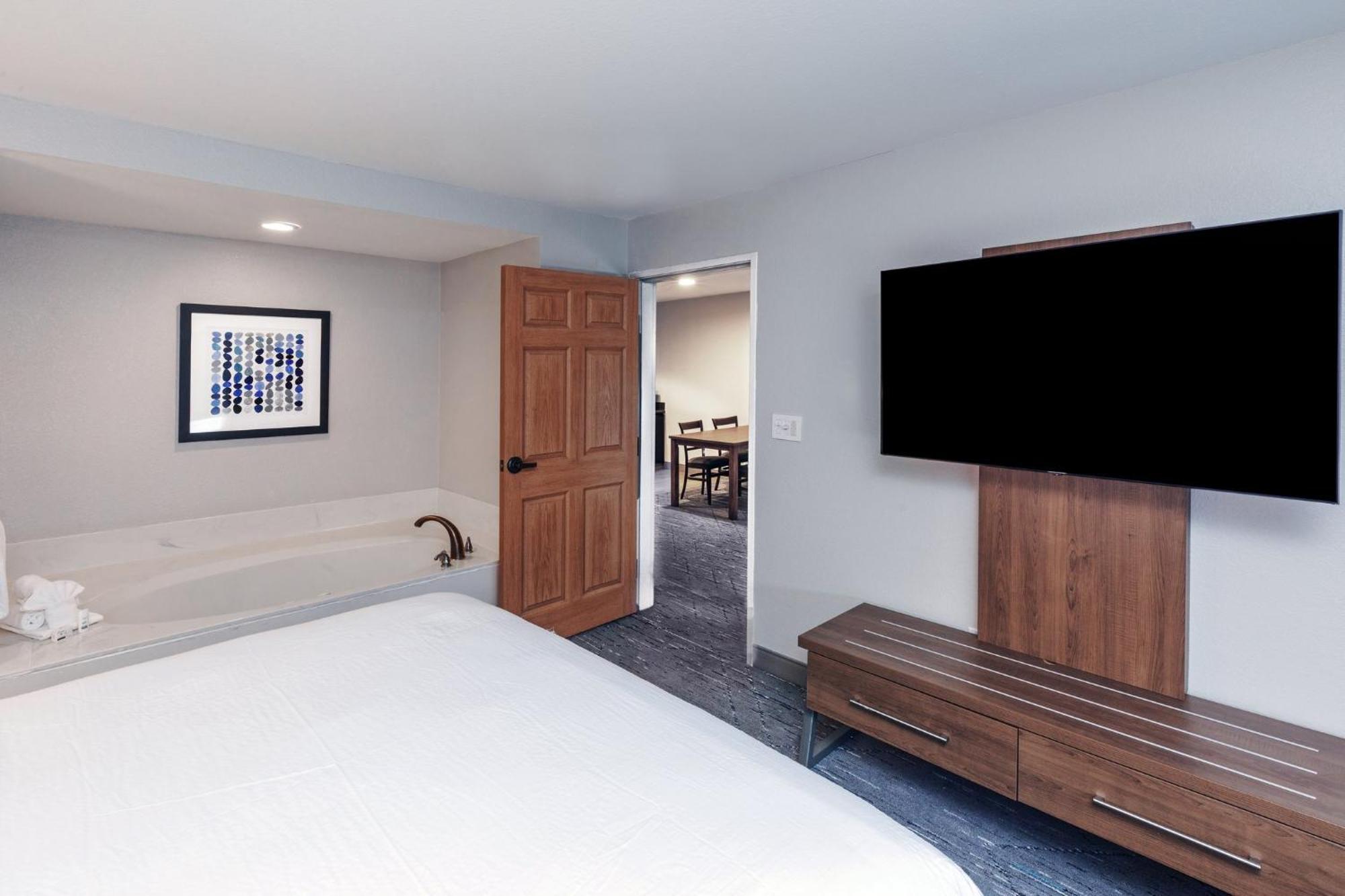 Holiday Inn Express & Suites Tulsa S Broken Arrow Hwy 51 By Ihg מראה חיצוני תמונה