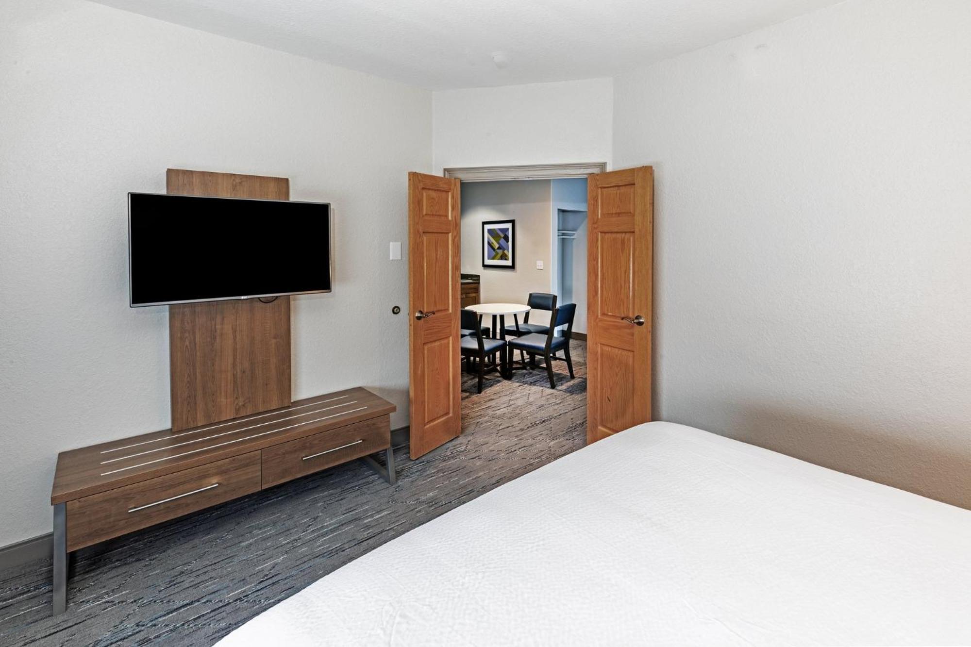 Holiday Inn Express & Suites Tulsa S Broken Arrow Hwy 51 By Ihg מראה חיצוני תמונה